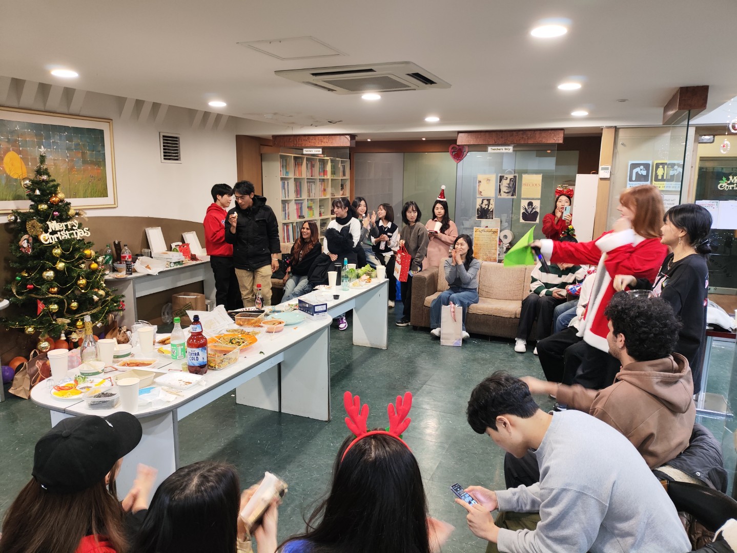 LZONE 크리스마스 커뮤니티 이벤트